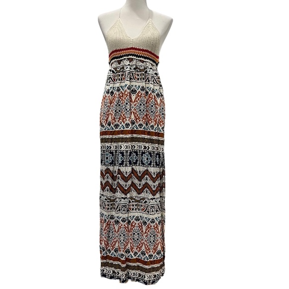 Flying Tomato Dresses & Skirts - Flying Tomato Sleeveless Beige Crochet Printed Maxi Dress M
